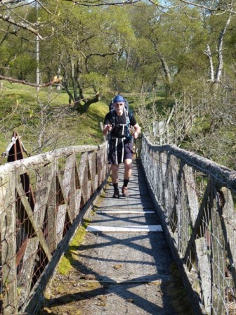 Unsafe bridge / Willem